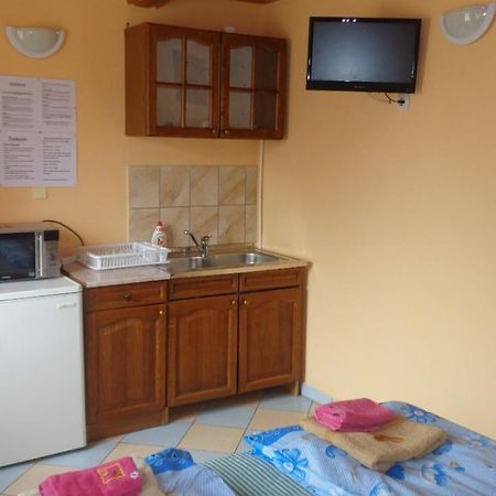Katica Vendeghaz Hotell Aggtelek Exteriör bild