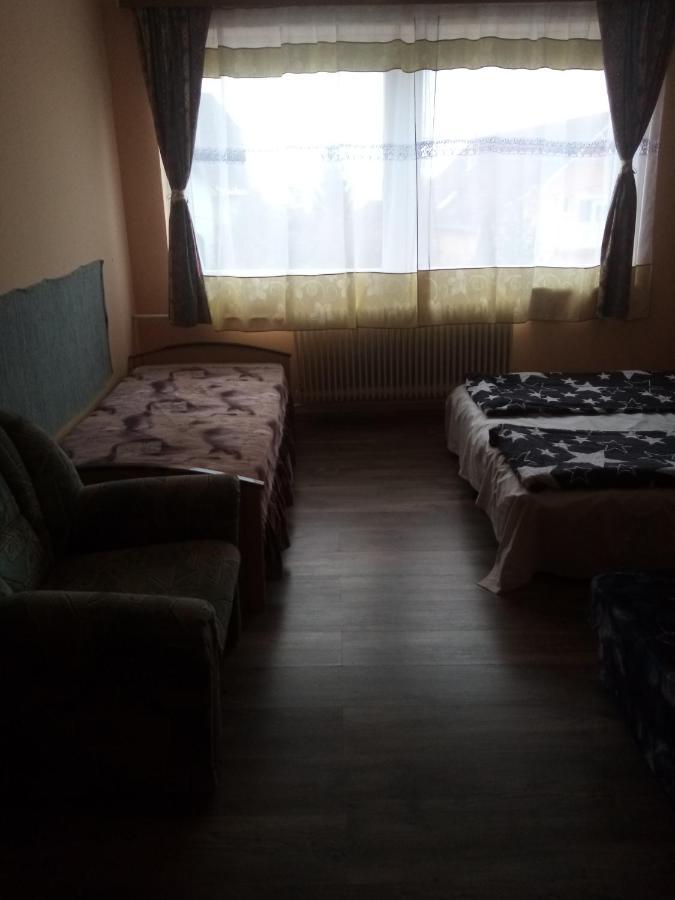 Katica Vendeghaz Hotell Aggtelek Exteriör bild