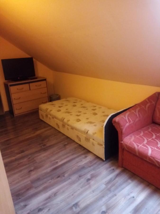 Katica Vendeghaz Hotell Aggtelek Exteriör bild