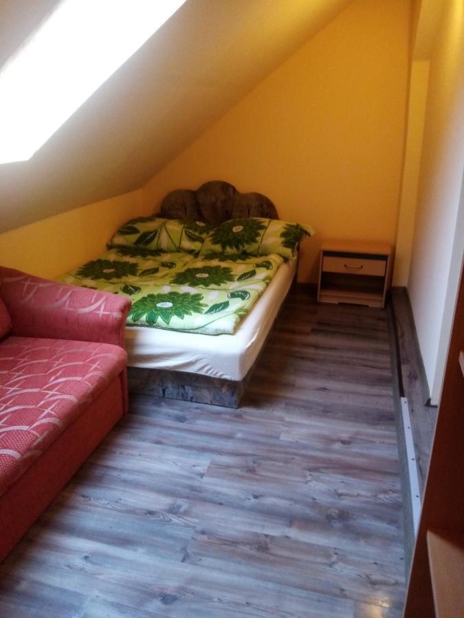 Katica Vendeghaz Hotell Aggtelek Exteriör bild
