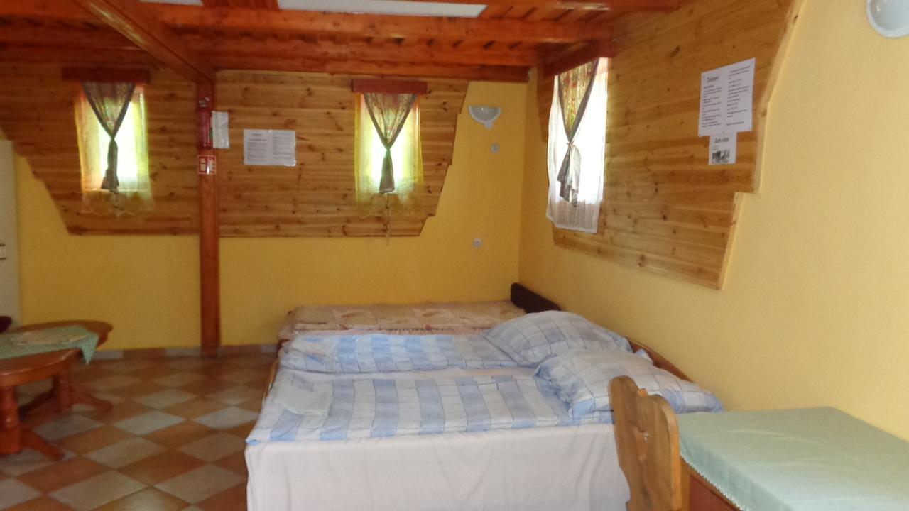 Katica Vendeghaz Hotell Aggtelek Exteriör bild